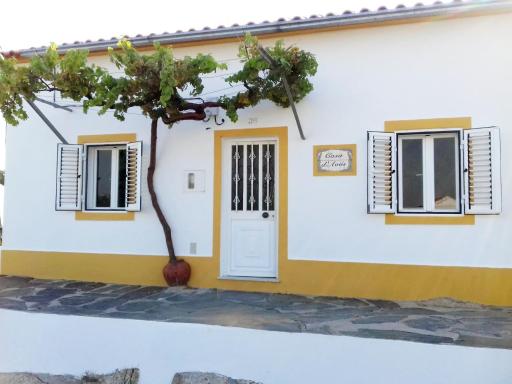 Casa d' Avós da Beirã - Housity