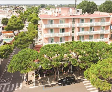 HOTEL D'ANNUNZIO - Housity