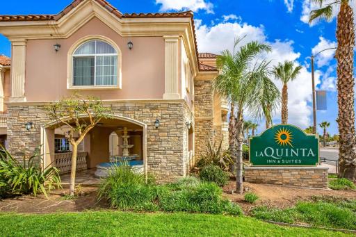 La Quinta by Wyndham Moreno Valley - Housity