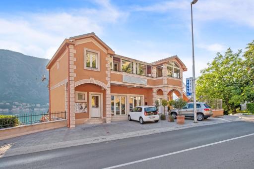 Apartments Boka Heart - Housity