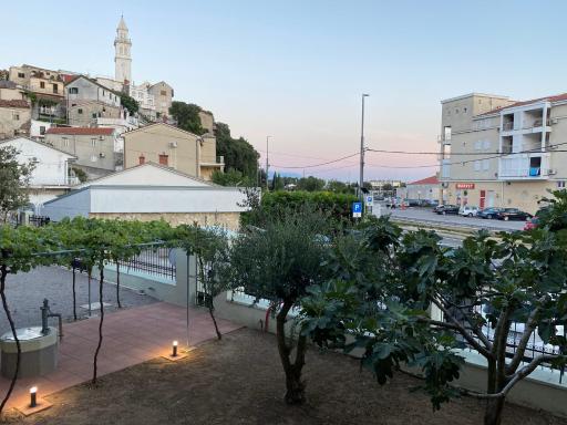 Green House Apartments - Housity