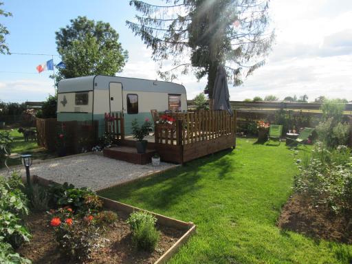 la Carabol Der - Housity