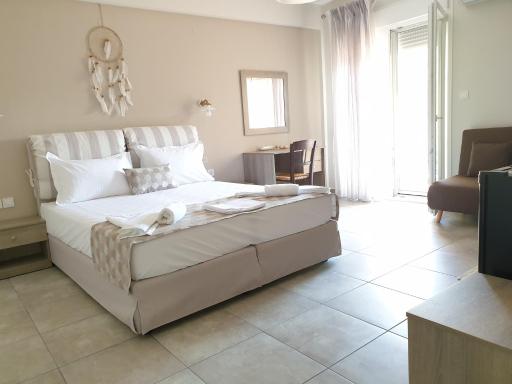 Petrino Studios - Housity