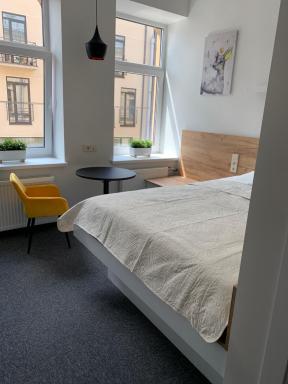River house apartments - Housity