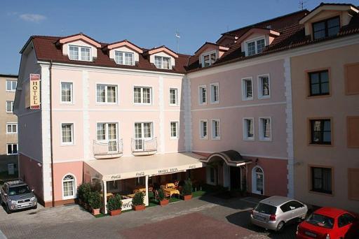 Hotel Tilia - Housity