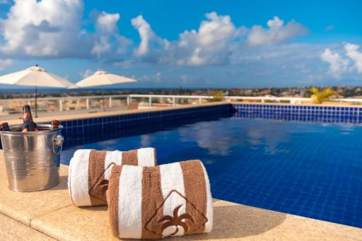 Malibu Plaza Hotel - Housity