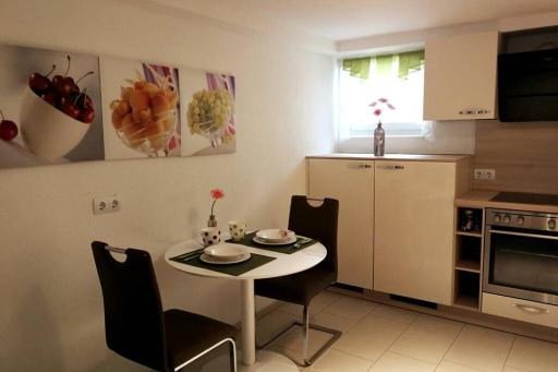 Ferienwohnung mit Sauna und schönem Garten - Housity