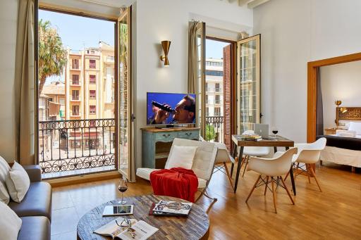 Lodgingmalaga Plaza Constitucion - Housity