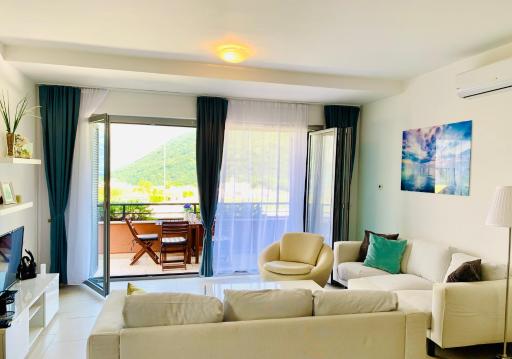 Lavender Bay Apartment B13 - Housity