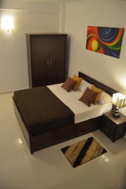 Panoramic Holiday Apartment - Luxury Studio | Nuwara Eliya - Housity