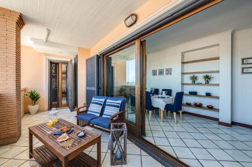 La Terrazza sul Porto - Housity