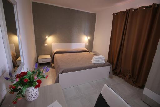 Chiaro di Luna - Housity