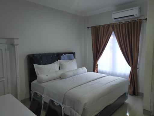 RedDoorz near Palembang Airport 2 - Housity