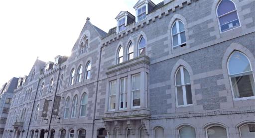 Carmelite Hotel - Housity