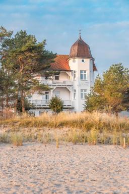Strandhotel zur Promenade - Housity
