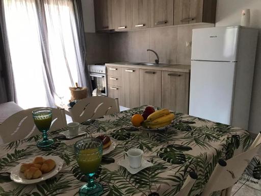 Kostas Apartment - Housity