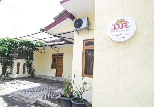 The awang Loji: Rumah Modern Minimalis Untuk 8 orang ( Max 10 ) - Housity