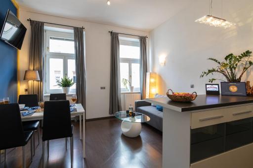 Vienna Central Station Accommodation - Housity