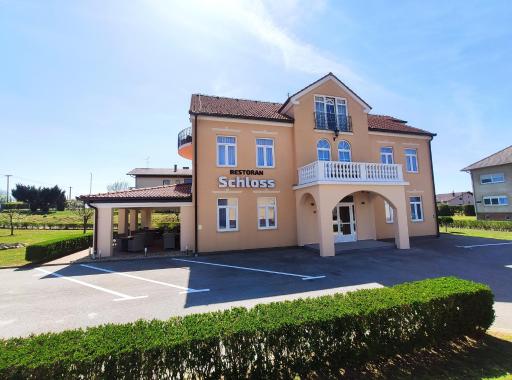 Schloss - Housity