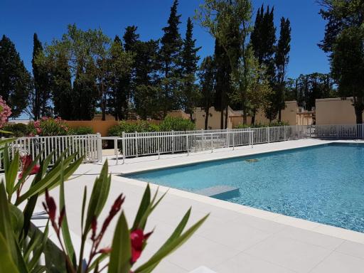 Bastidon des Alpilles 23 - Housity