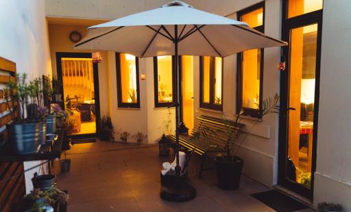 Spacious House in Porto + Garden - Housity