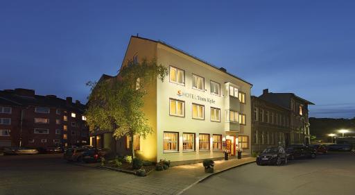Comfort Hotel tom Kyle - Housity