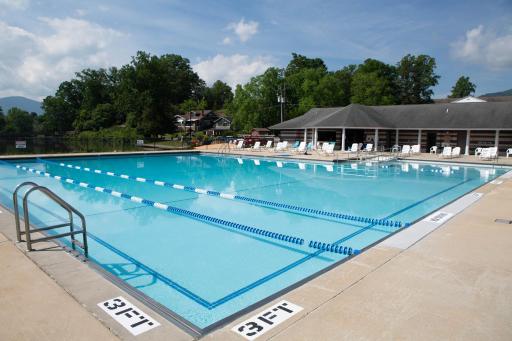 The Terrace Hotel at Lake Junaluska - Housity