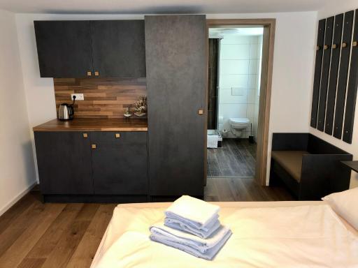 City Apartments, Outlet 100 Meter - Housity