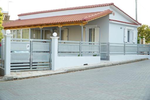 OLYMPIAN Village luxurious house near the beach - Housity