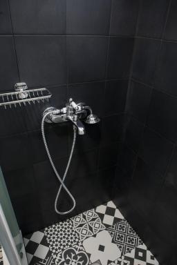 Venerdi Libero - Housity