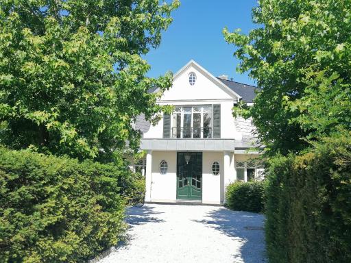 Villa Julian Doppelzimmer - Housity
