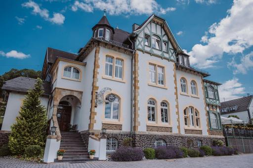 Alte Landratsvilla Hotel Bender - Housity