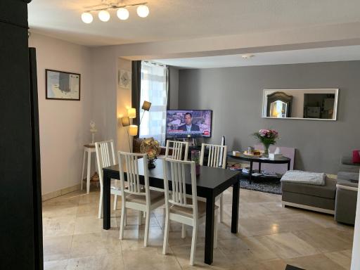 Private house with a view on Bayeux's Cathedrale - Housity