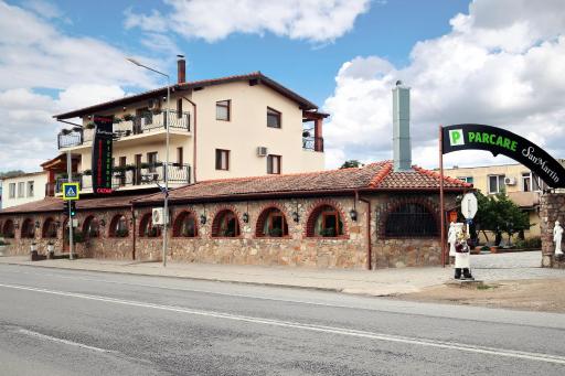 Pensiunea SanMartin - Housity