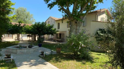 Mas des Cigognes - Housity