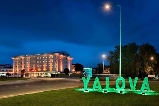 Ramada by Wyndham Yalova - Housity