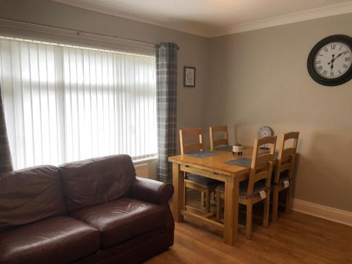 Cosin Close Serviced Accommodation - Housity
