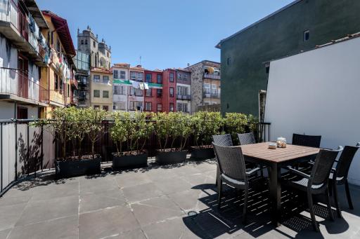 Mouzinho 244 - Porto Houses & Suites - Housity
