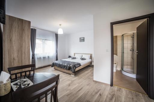 Manuela Residence - Housity