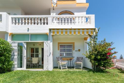 El Faro Home with a View, Pet Friendly, Wifi, Large Terrace, Sea View - Housity