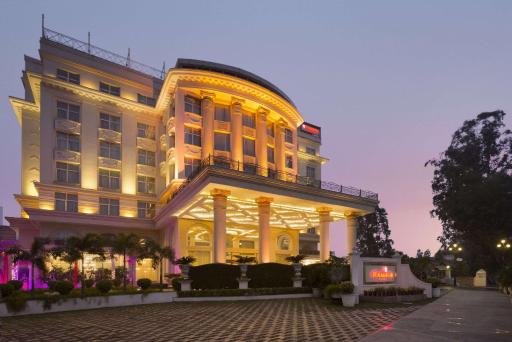 Ramada Plaza By Wyndham, Chandigarh Zirakpur - Housity
