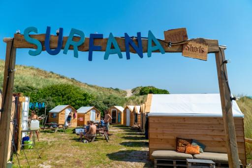 Surfana Beach camping hostel Bed & Breakfast Vlieland - Housity