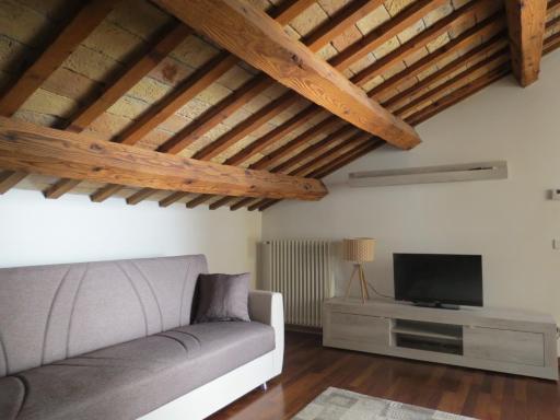 Teodora Apartment - Housity