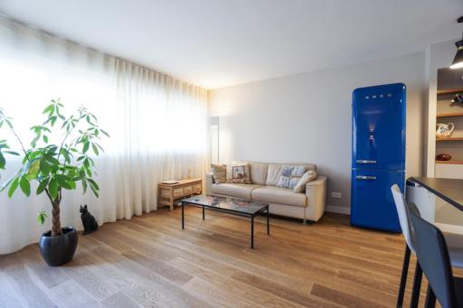 Charming Apt Close To The Cartier Foundation - Housity