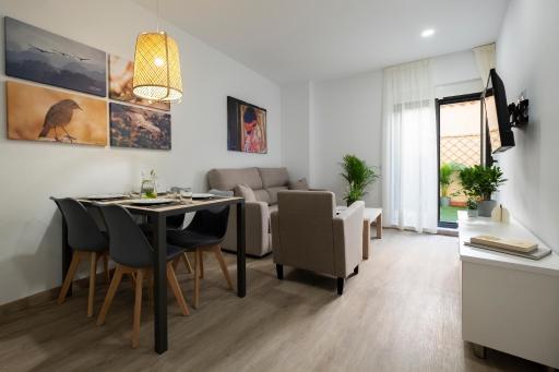 Luxor Torre del Clavero Apartments - Housity