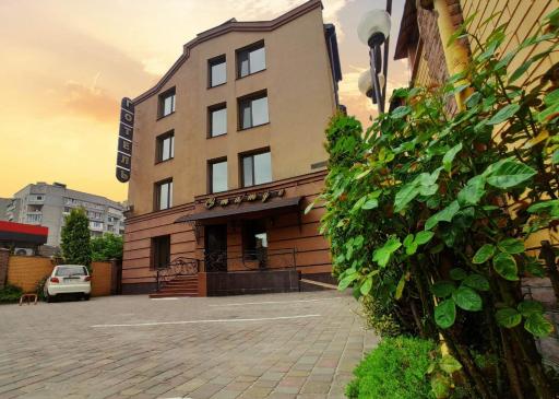 Hotel Status - Housity