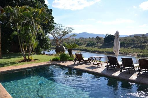 Khandizwe Kruger Villa - Housity
