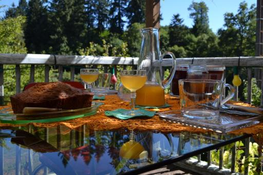 Chambre privative et originale, à 20 mn de Cluny - Housity
