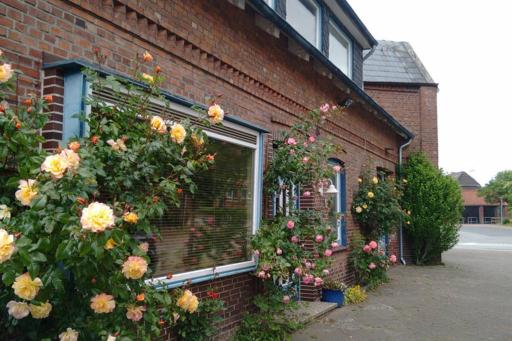 Grosses und gemütliches Landhaus - Housity