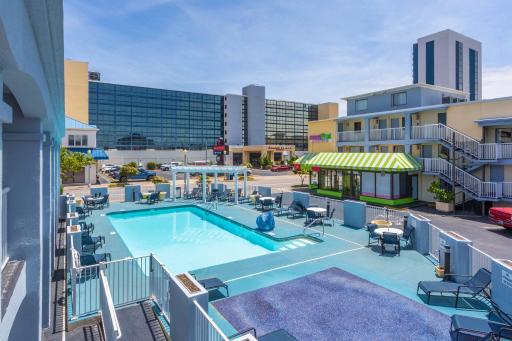 Ramada by Wyndham Virginia Beach - Housity